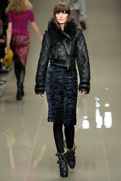Look 49